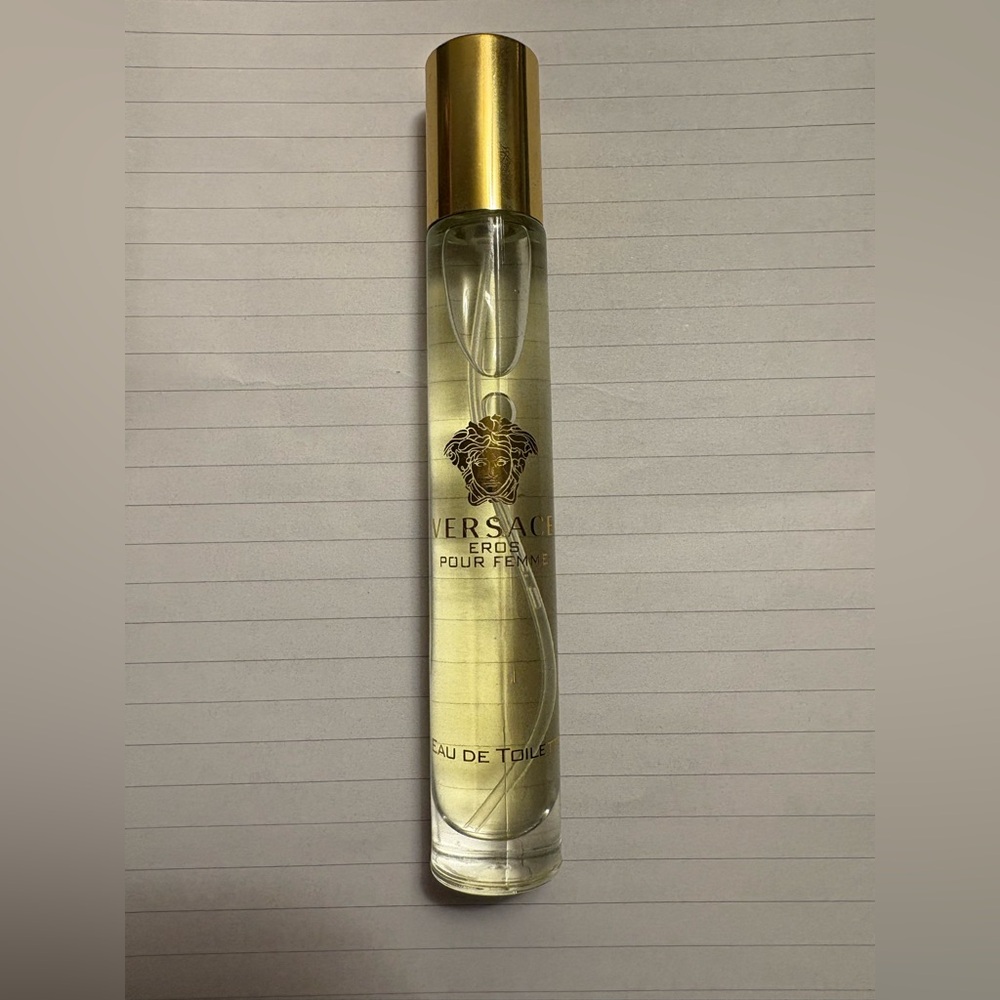 Versace Eros Pour Femme eau de toilet travel spray.